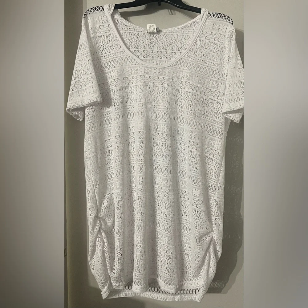 Woman’s Beach Coverup Size‎ XL